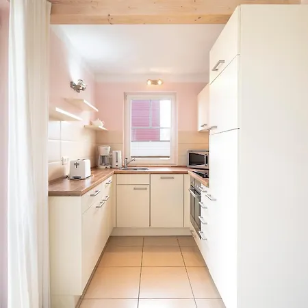 Strandpark H023 Apartment